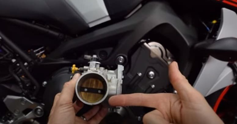 How Engine Braking Works On Your Motorcycle